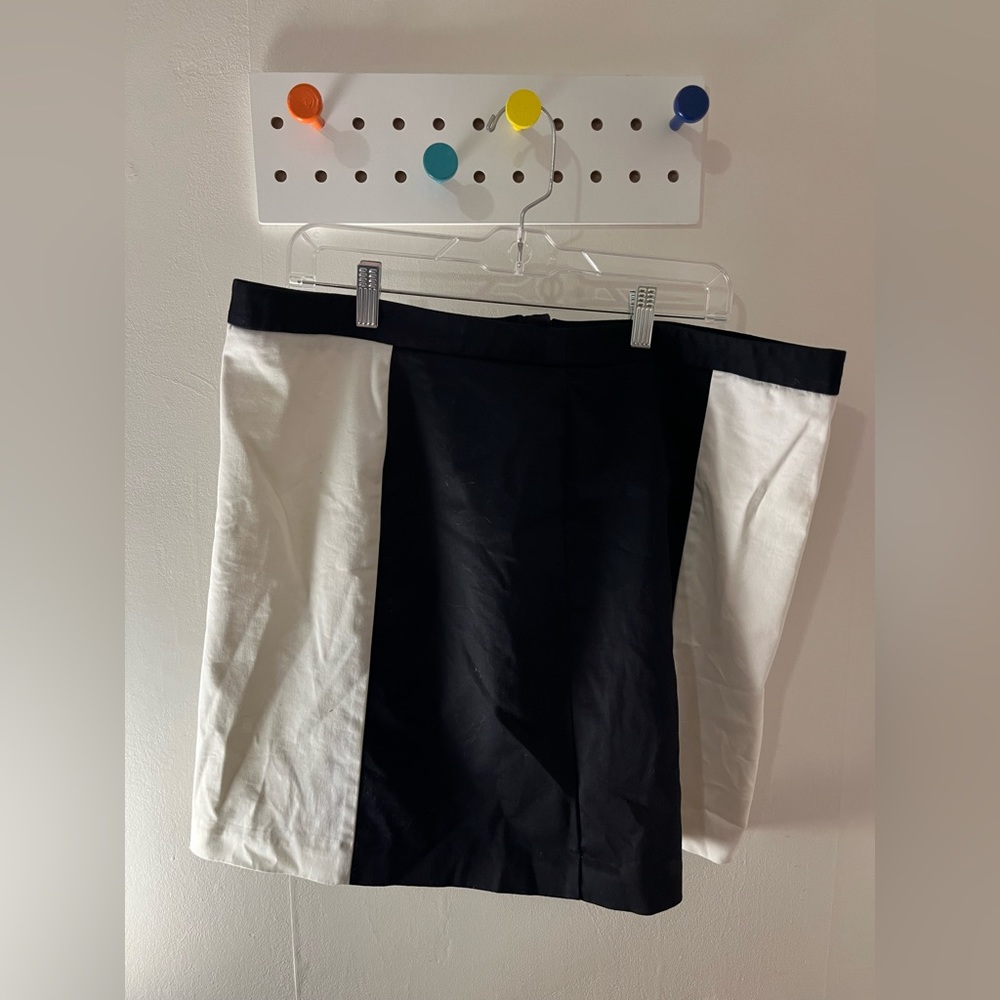 Black and White Contrast Two Tone Mini Skirt Size 18